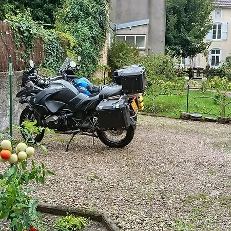 La Maison D'adele B&B *