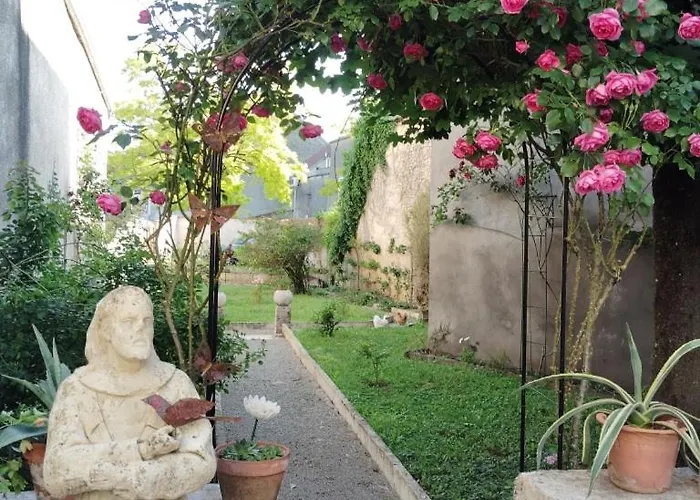 La Maison D'adele 住宿加早餐酒店